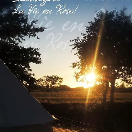 Camping La Vie En Rose Escanecrabe